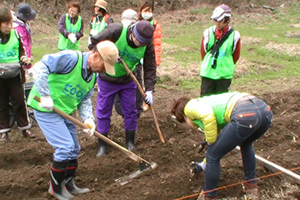 130426_volunteer_02.jpg