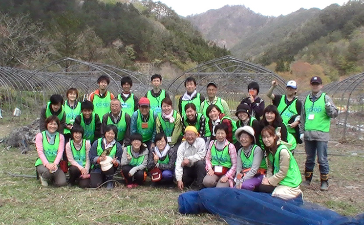 130503_volunteer_08.jpg