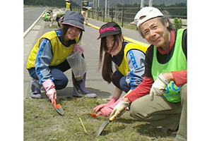 130621_volunteer_03.jpg