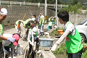 130712_volunteer_04.jpg