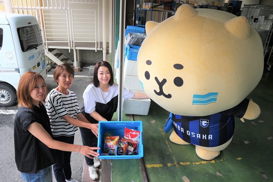0714fooddrive.JPG